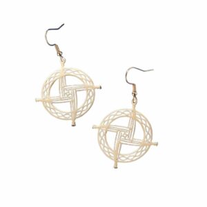 Boucles d’oreilles rondes dorées entrelacs